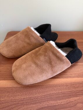 KOLO topdrawer Cozy Slip-On Slippers Perry Suede House Shoes Fur-Lined Carmel
